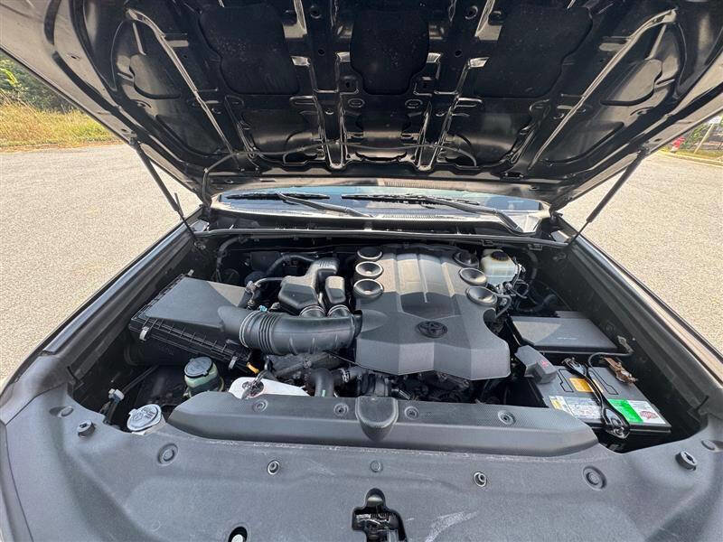 Used 2012 Toyota 4Runner SR5 image 32