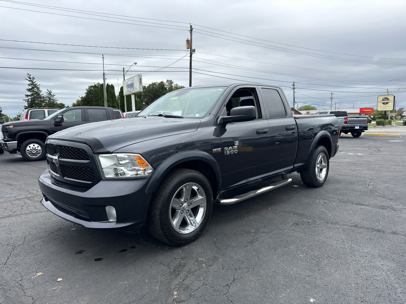 Used 2015 RAM 1500 Express AWD/4WD image 1