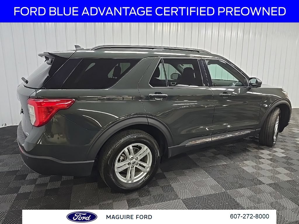 Used 2024 Ford Explorer XLT w/ Equipment Group 202A AWD/4WD image 4