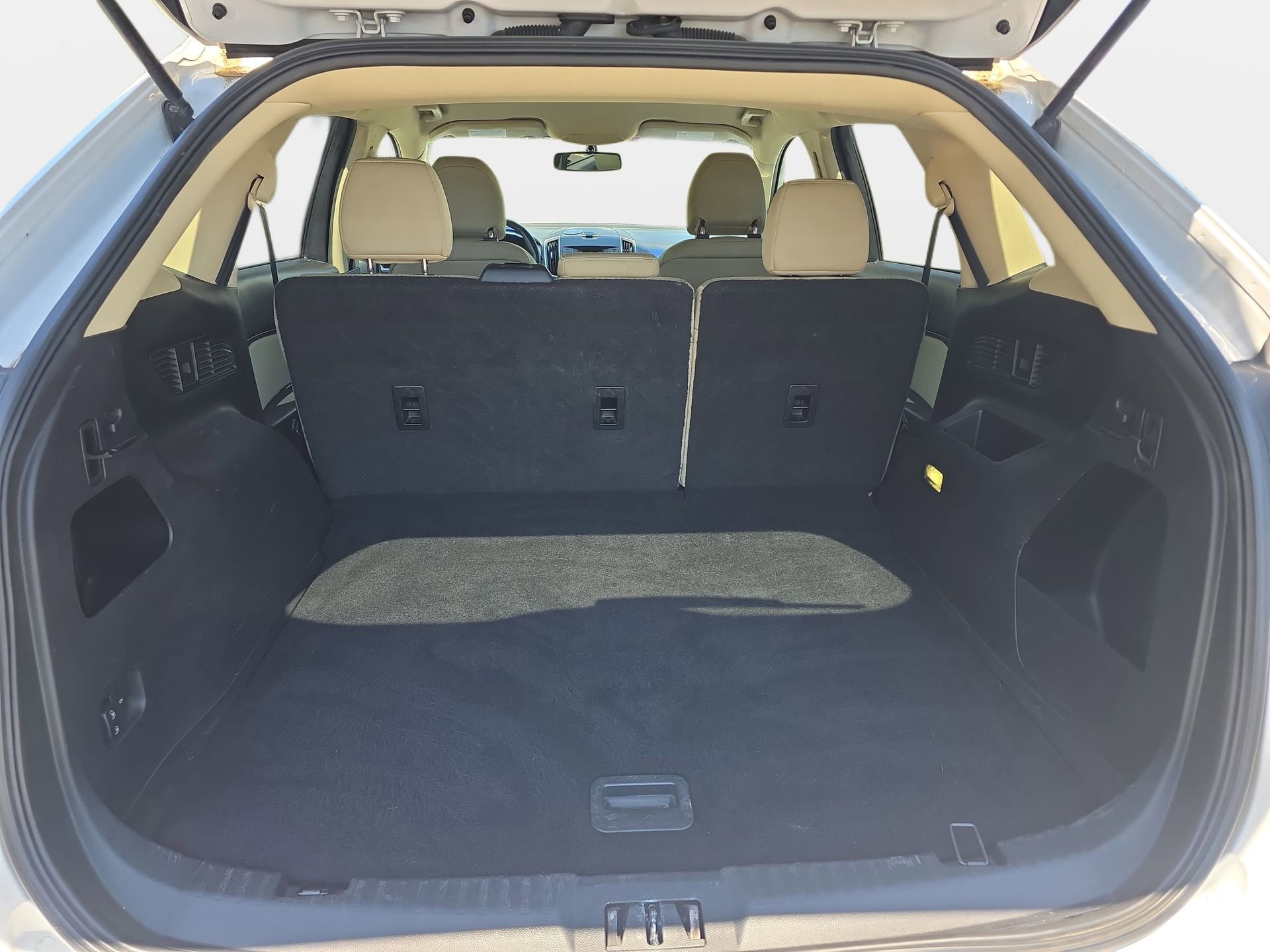 Used 2015 Ford Edge SEL FWD image 12