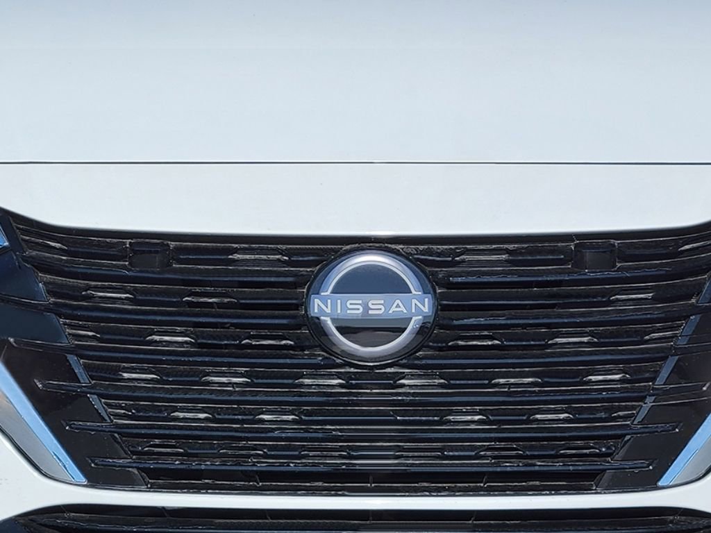 New 2025 Nissan Sentra SV w/ Trunk Package image 9