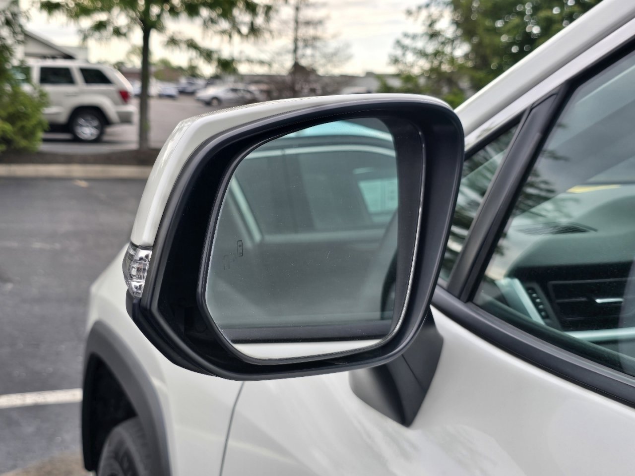 Used 2019 Toyota RAV4 Limited w/ All Weather Liner Package AWD/4WD image 25
