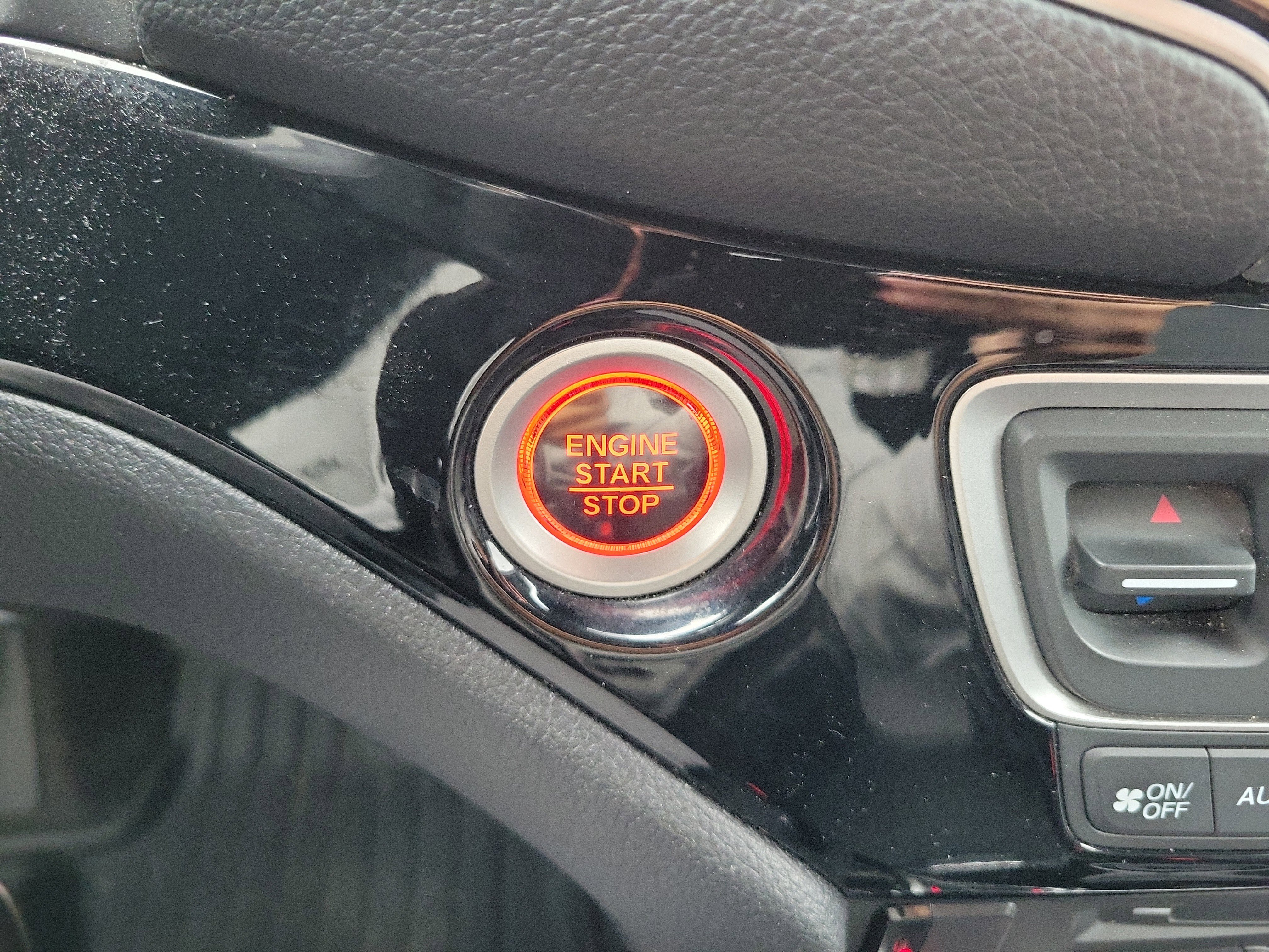 Used 2019 Honda Pilot Touring image 33