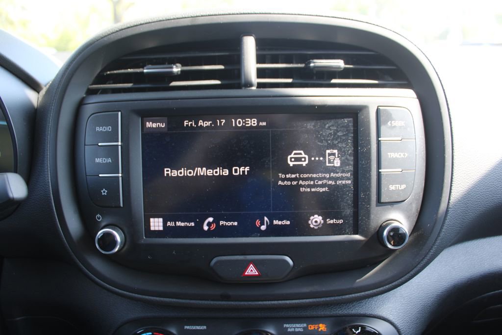 Certified 2025 Kia Soul LX w/ LX Technology Package image 35