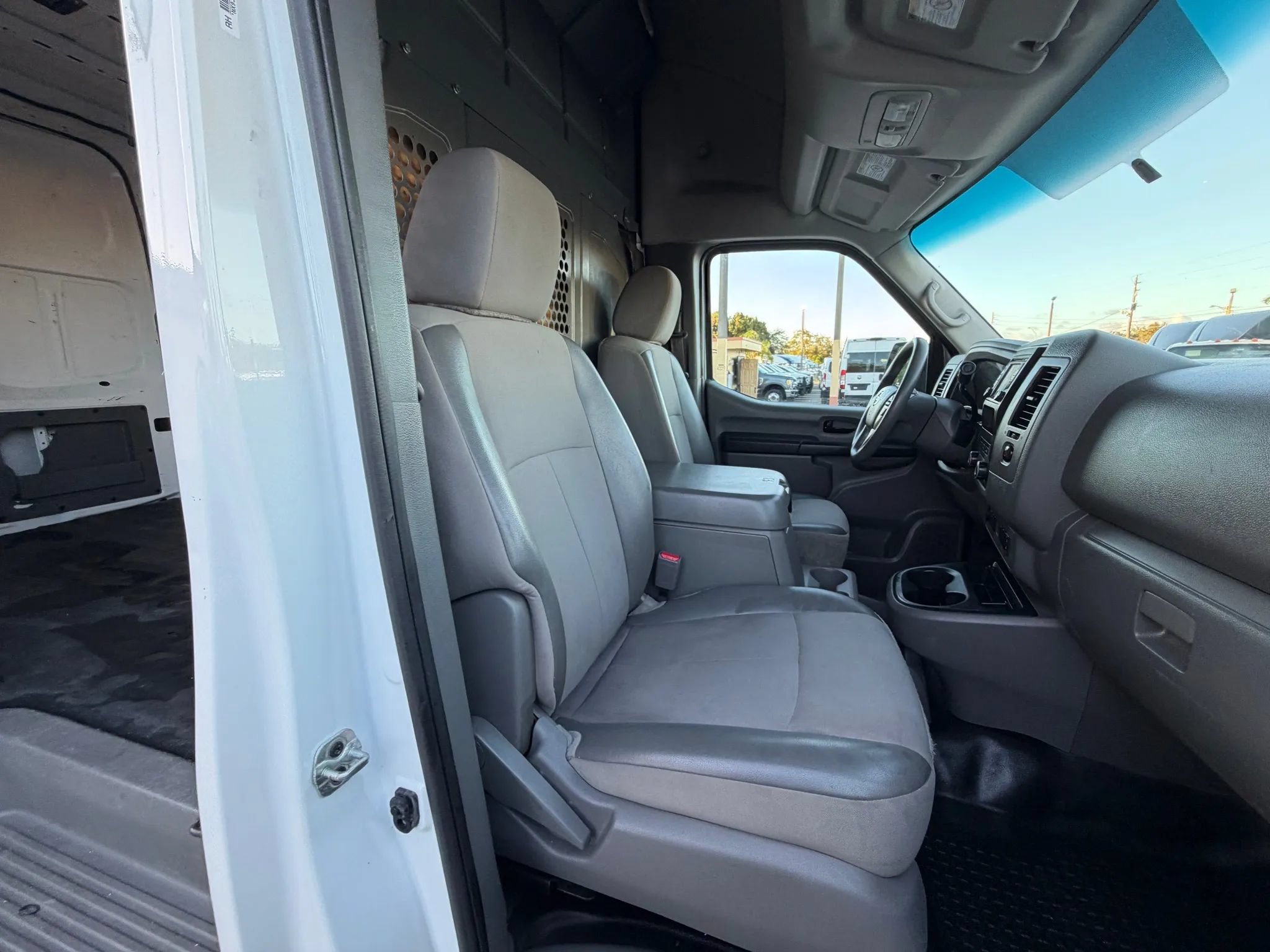 Used 2021 Nissan NV 2500 SV w/ Navigation Package RWD image 19