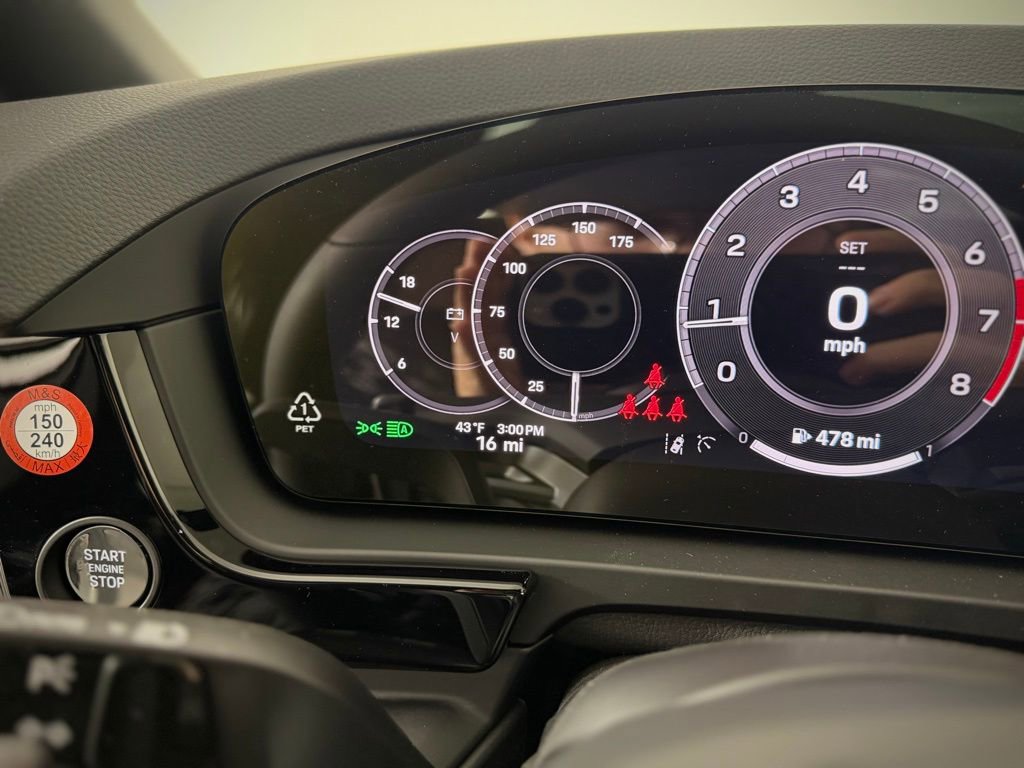 New 2026 Porsche Cayenne Coupe AWD/4WD image 24