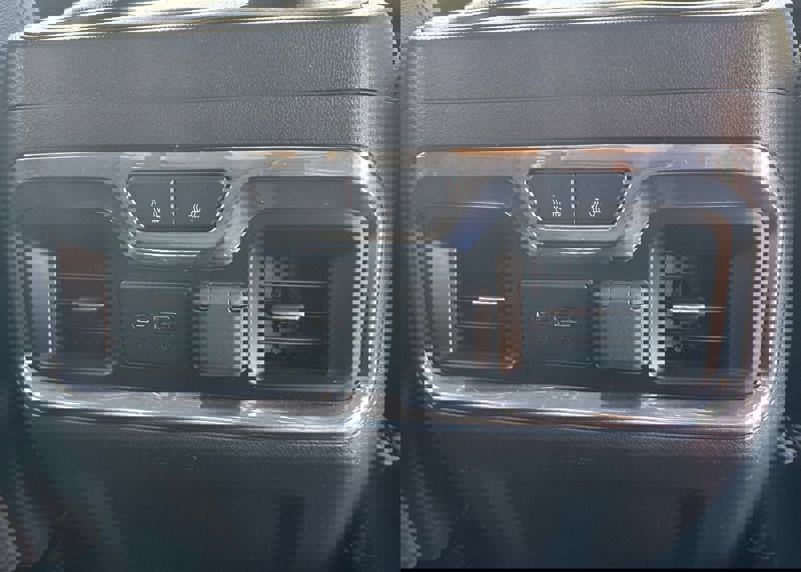 Used 2021 GMC Sierra 1500 SLT w/ SLT Premium Package image 30