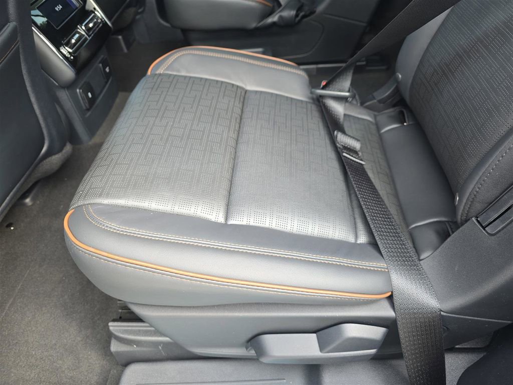 New 2025 Lincoln Aviator Black Label image 16