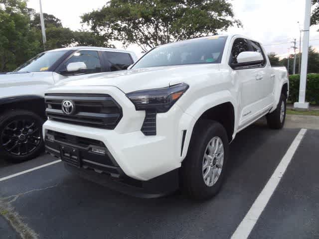 Used 2025 Toyota Tacoma SR5 AWD/4WD video 1