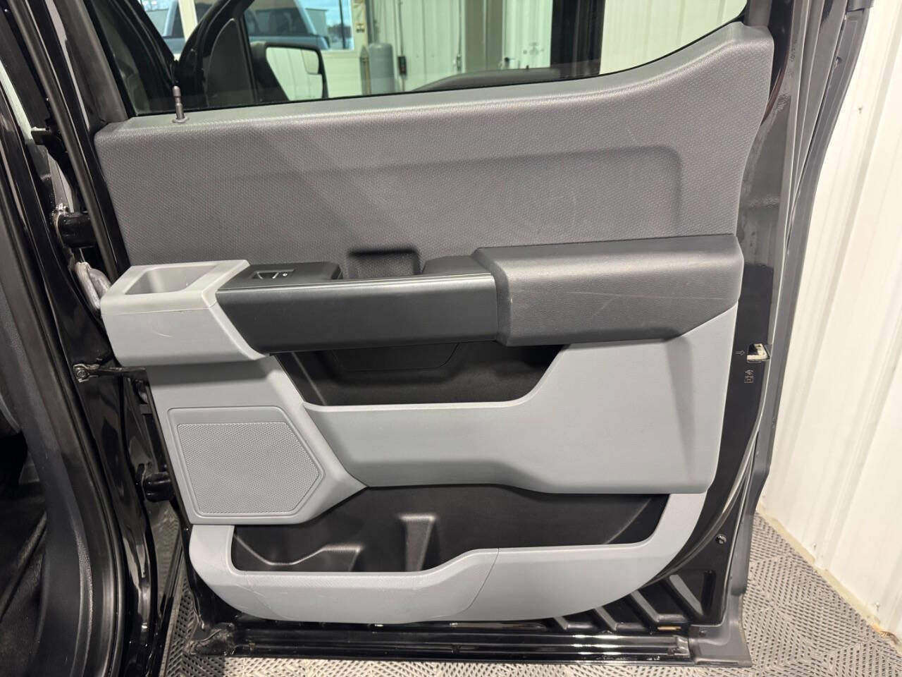 Used 2023 Ford F150 XL w/ XL Chrome Appearance Package image 23