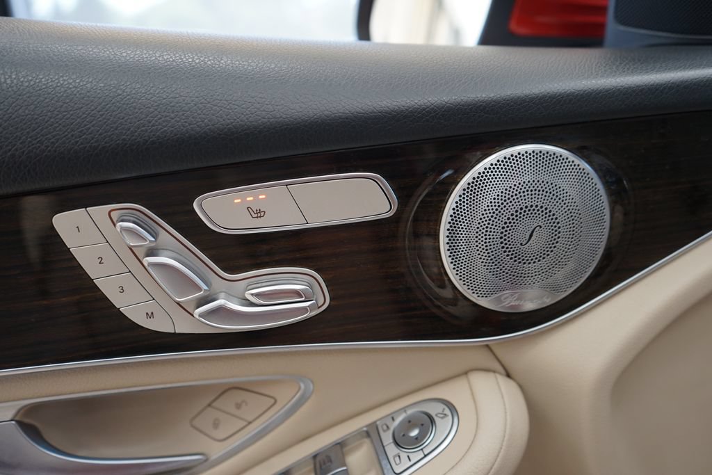 Used 2017 Mercedes-Benz GLC 300 4MATIC image 22