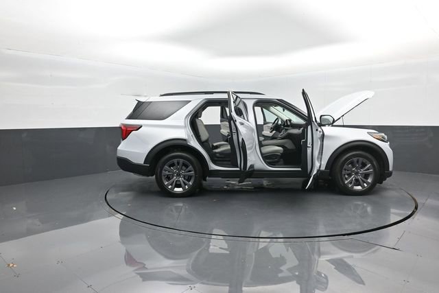 New 2026 Ford Explorer Active w/ Active Comfort Package image 41