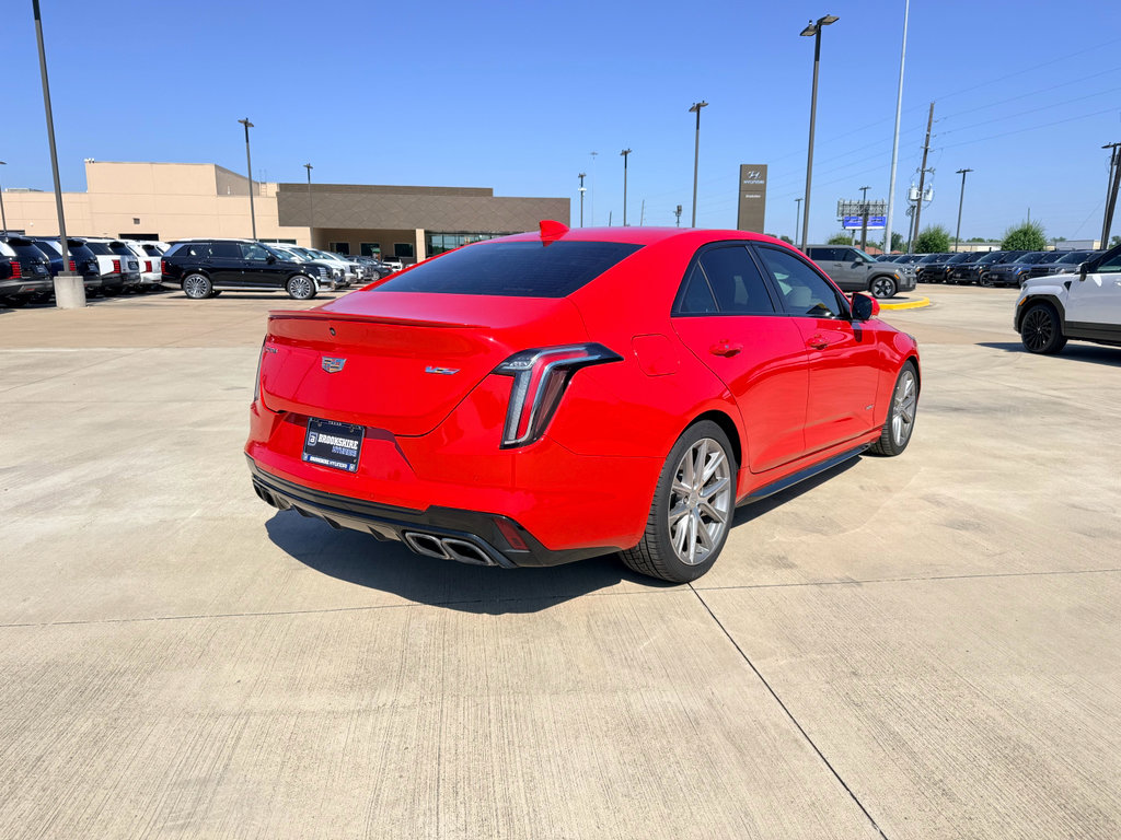 Used 2021 Cadillac CT4 V w/ Technology Package RWD image 5
