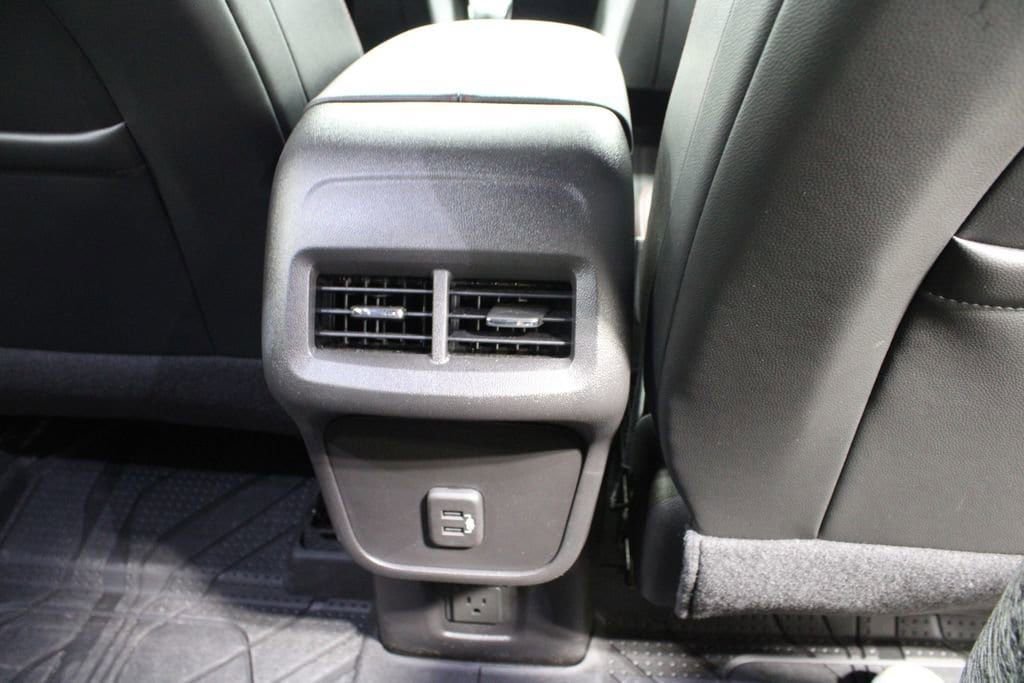Used 2024 Chevrolet Equinox RS w/ RS Leather Package image 62