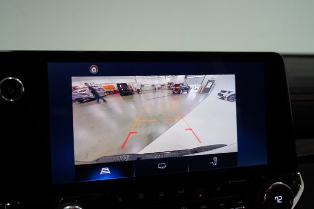 Used 2023 Chevrolet Colorado Z71 w/ Z71 Convenience Package 2 image 26