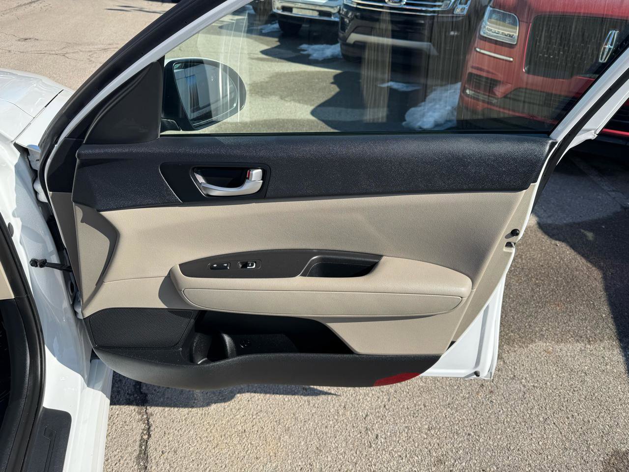 Used 2016 Kia Optima LX w/ Option Group 014 image 17