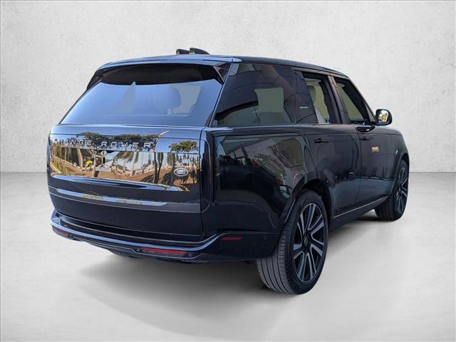 Used 2023 Land Rover Range Rover SE image 5