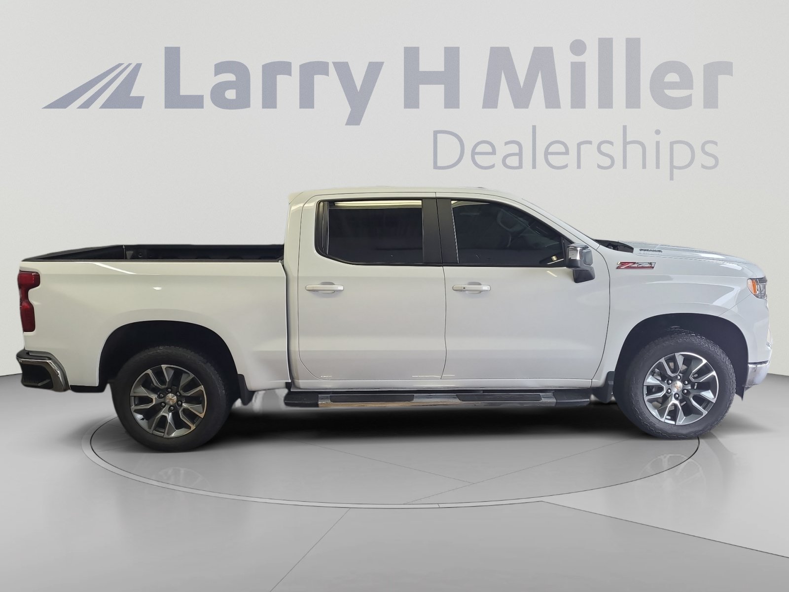 Used 2026 Chevrolet Silverado 1500 LT w/ All Star Edition Plus AWD/4WD image 6