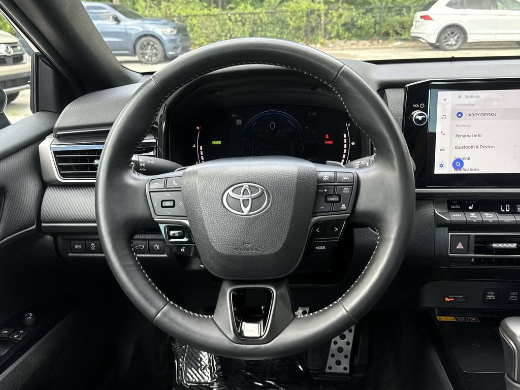 Used 2025 Toyota Camry SE w/ Multimedia Upgrade Package FWD image 11