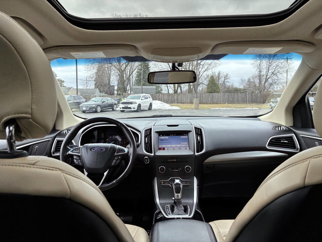 Used 2017 Ford Edge SEL w/ Equipment Group 201A image 4