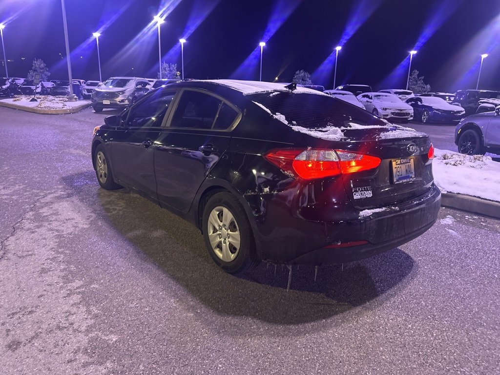 Used 2016 Kia Forte LX image 7