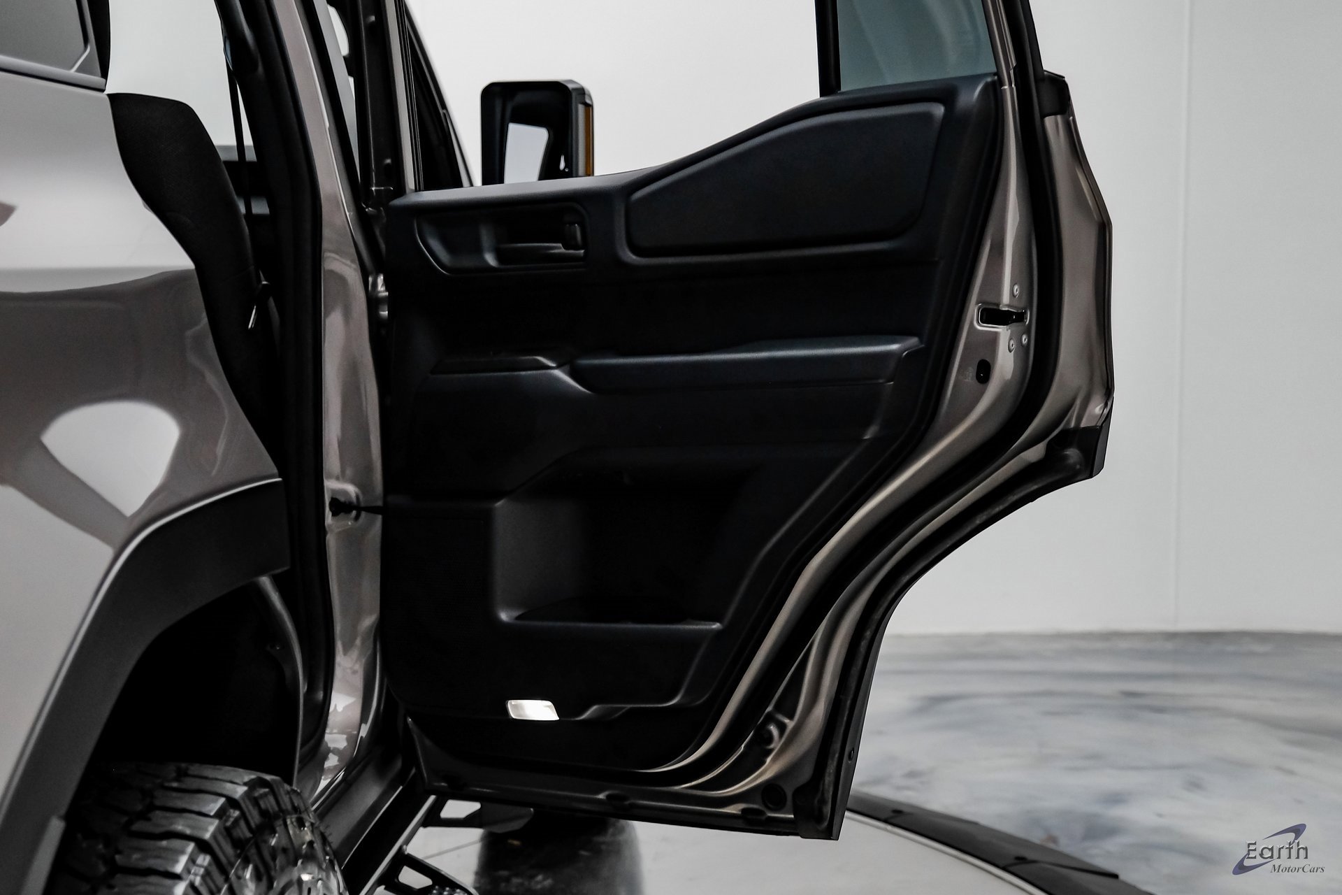 Used 2024 Toyota Land Cruiser image 81