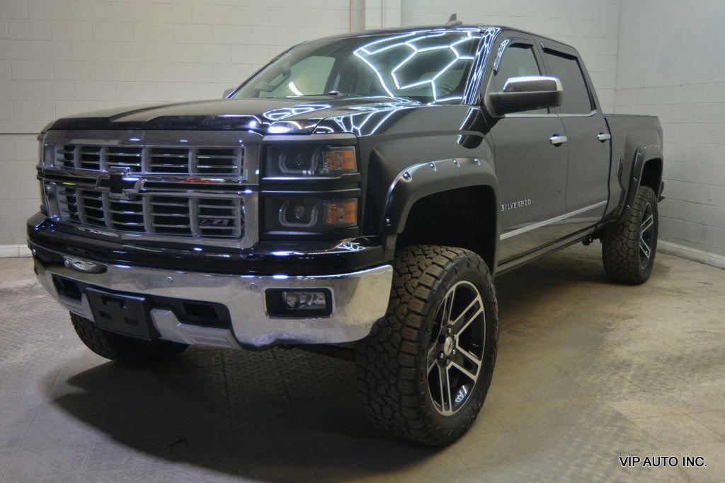 Used 2015 Chevrolet Silverado 1500 LTZ Z71 w/ LTZ Plus Package AWD/4WD image 2