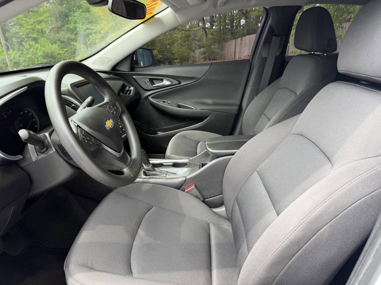Used 2018 Chevrolet Malibu LT image 6