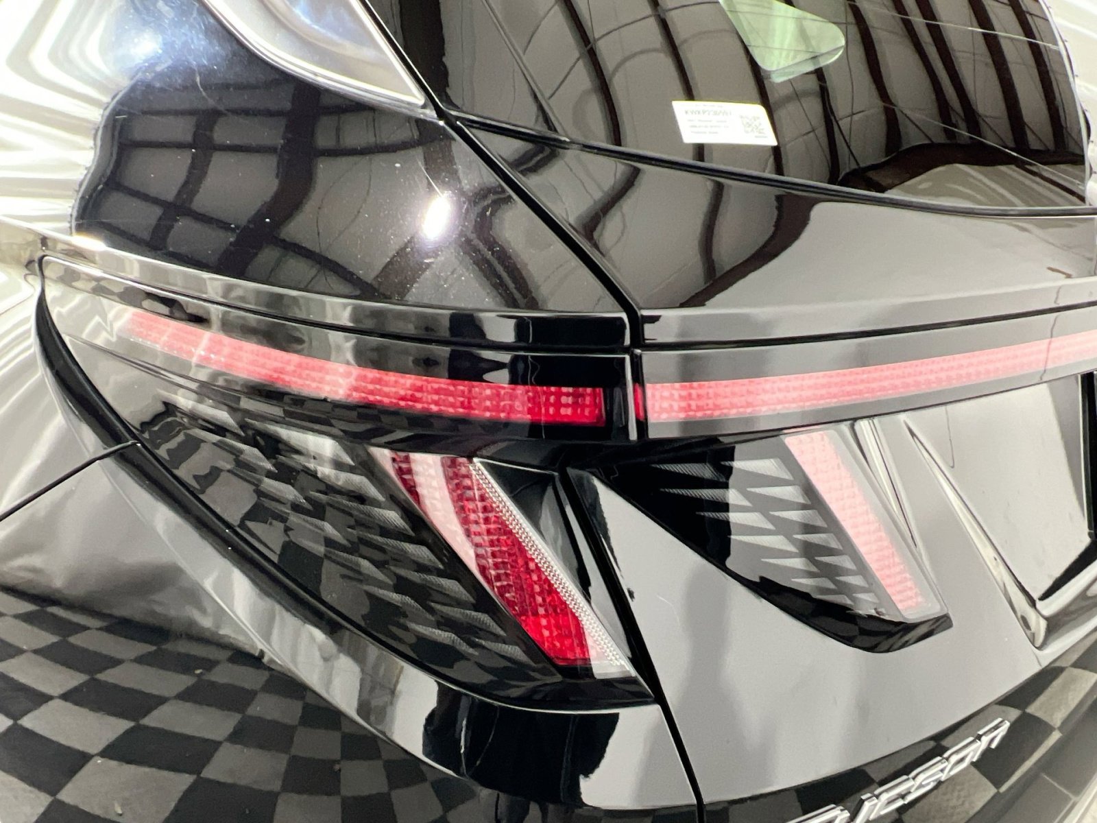 Used 2023 Hyundai Tucson Limited image 16