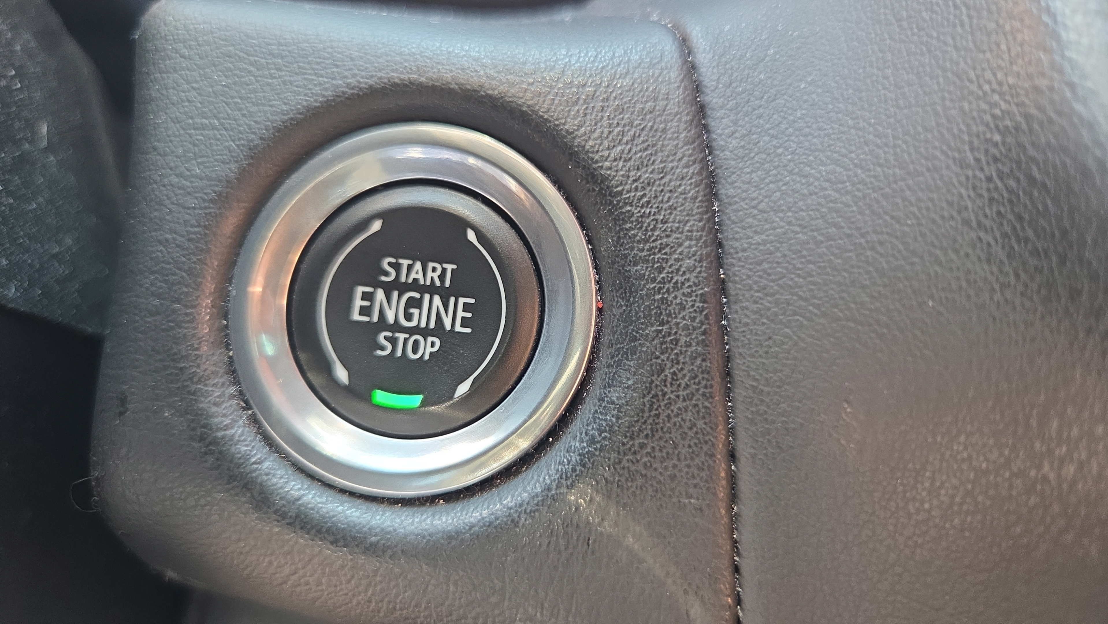 Used 2021 GMC Yukon SLT w/ Rear Media and Nav Package AWD/4WD image 23