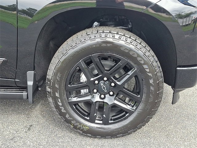 New 2026 Chevrolet Silverado 1500 High Country w/ Midnight Edition image 6