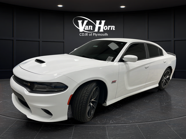 Used 2017 Dodge Charger R/T Scat Pack RWD image 3