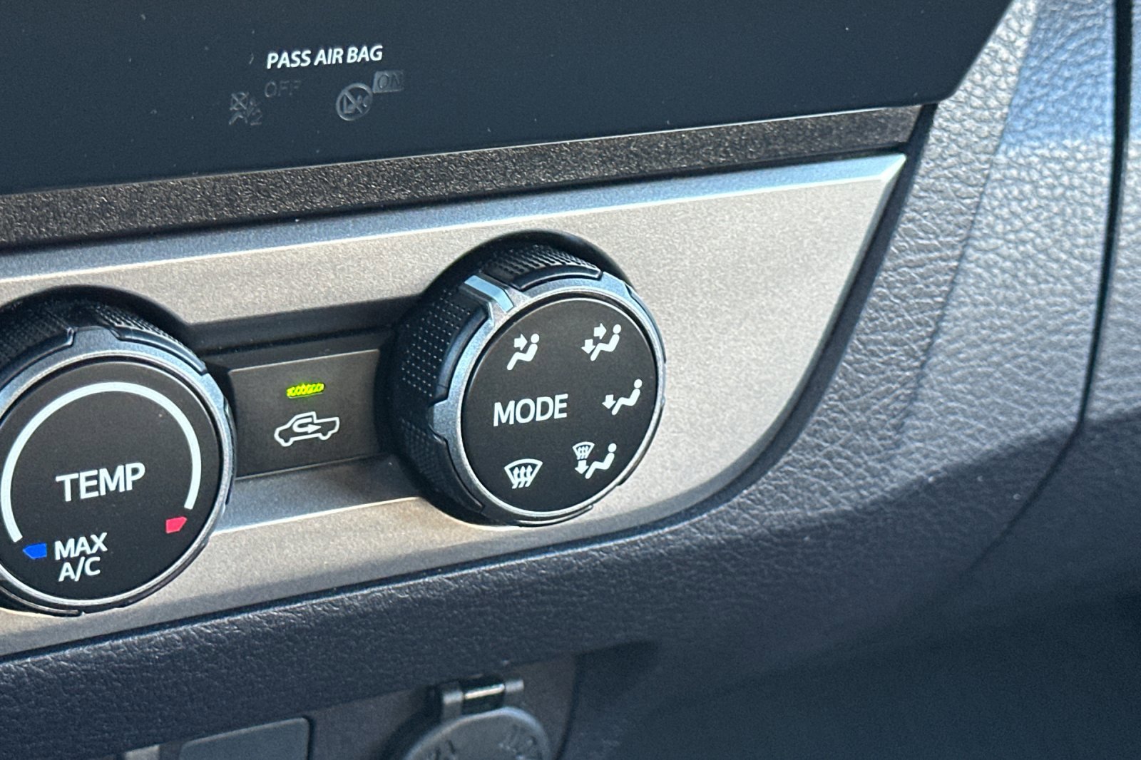 Used 2019 Toyota Tacoma SR5 image 29