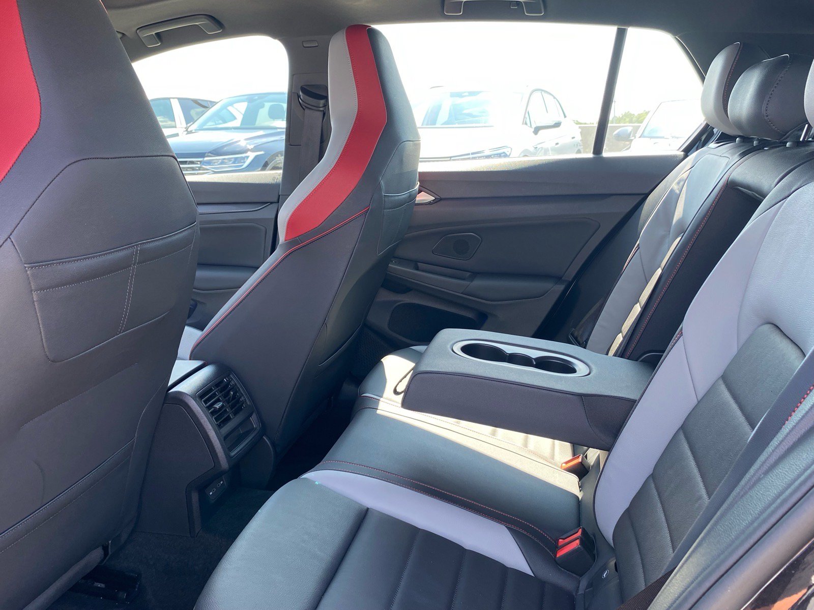 Certified 2024 Volkswagen GTI SE FWD image 20