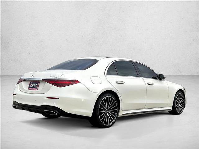 Used 2022 Mercedes-Benz S 580 4MATIC Sedan image 2
