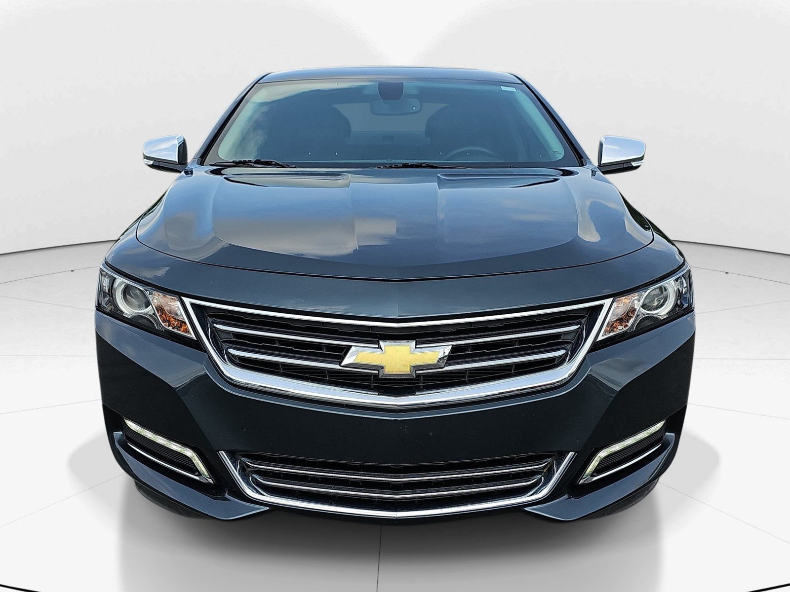 Used 2018 Chevrolet Impala Premier w/ Premier Convenience Package FWD image 9