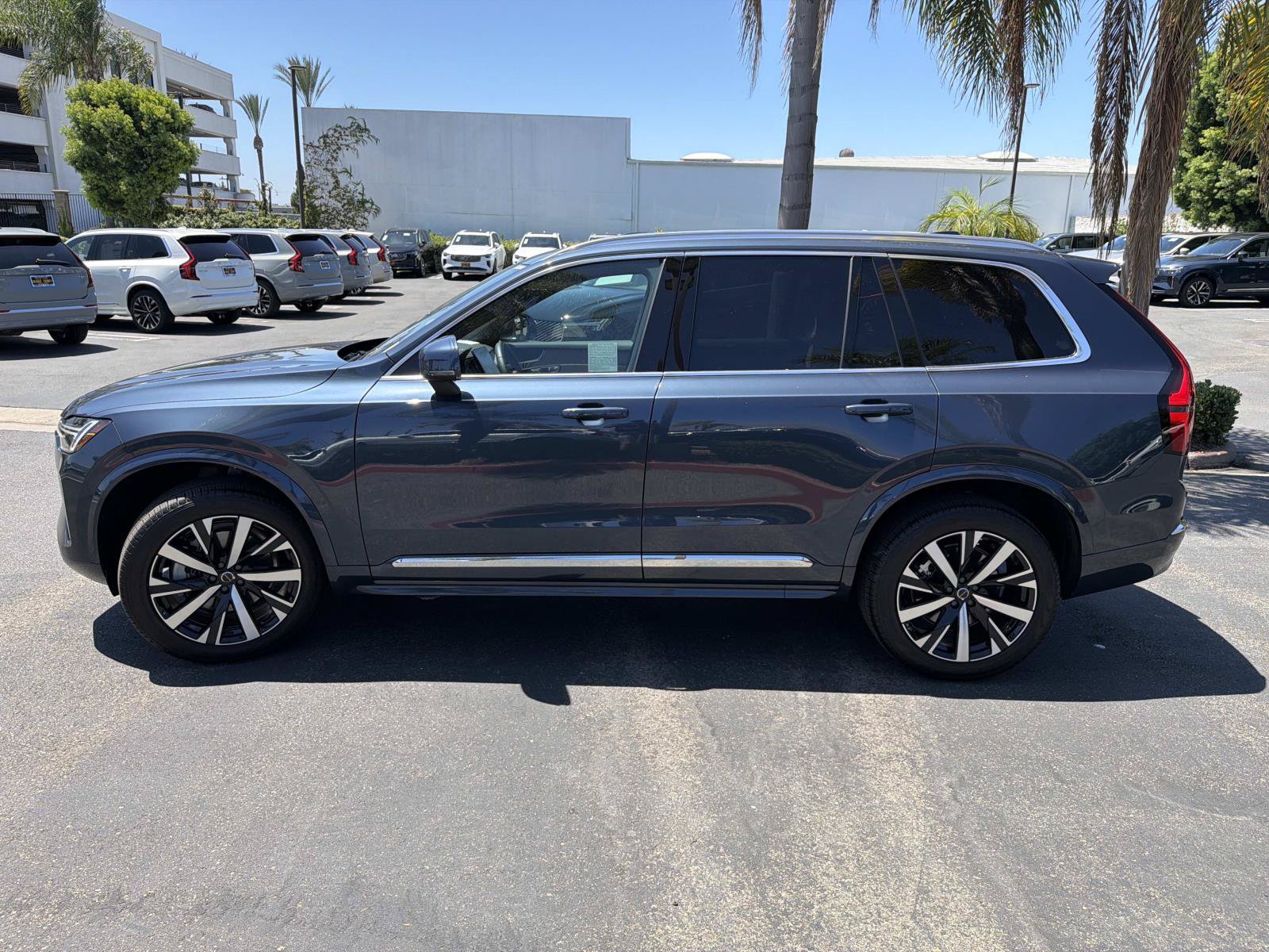 Used 2026 Volvo XC90 B6 Core AWD/4WD image 8