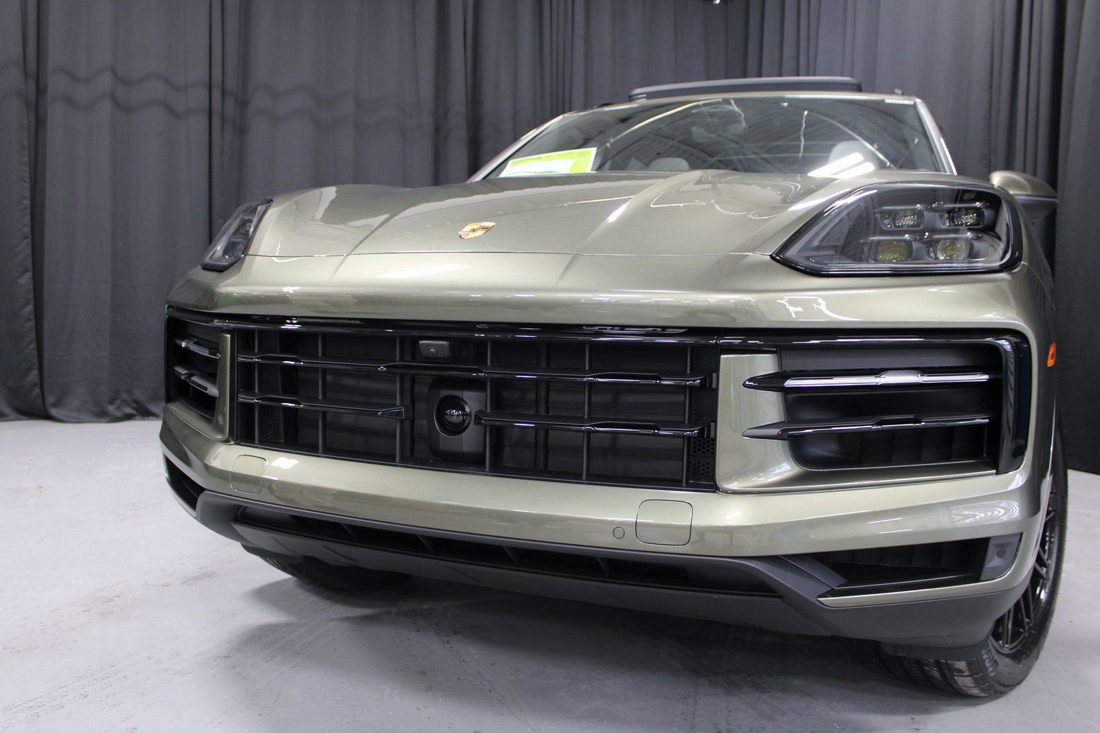 New 2026 Porsche Cayenne E-Hybrid image 17