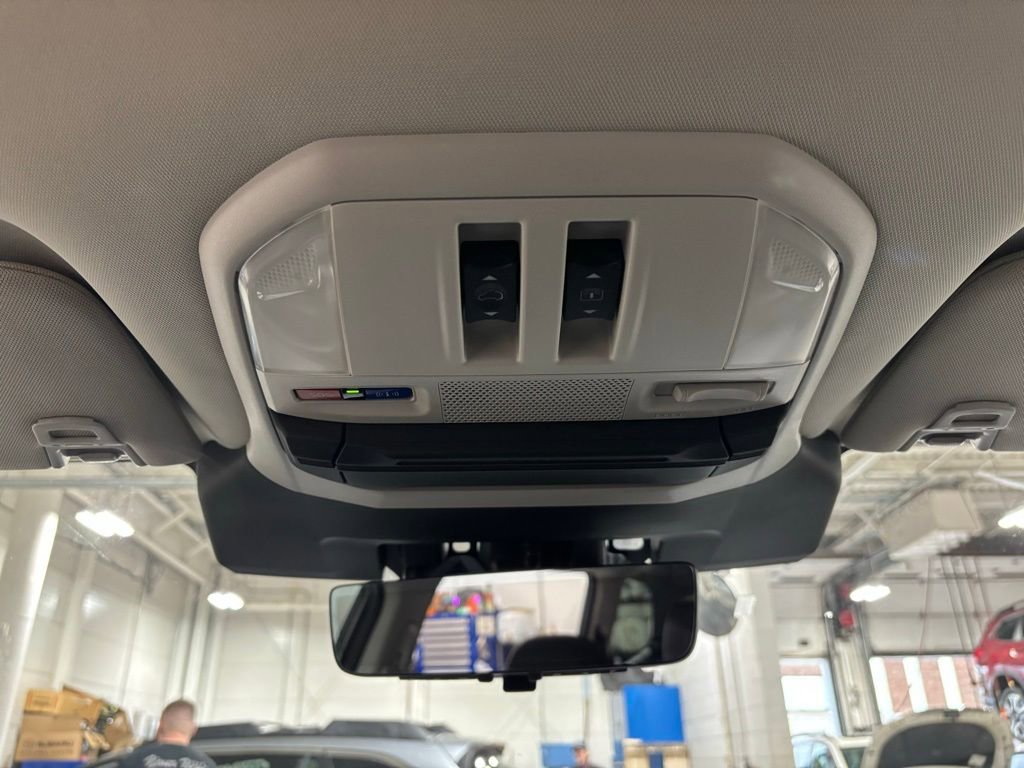 Certified 2025 Subaru Ascent Bronze Edition image 11