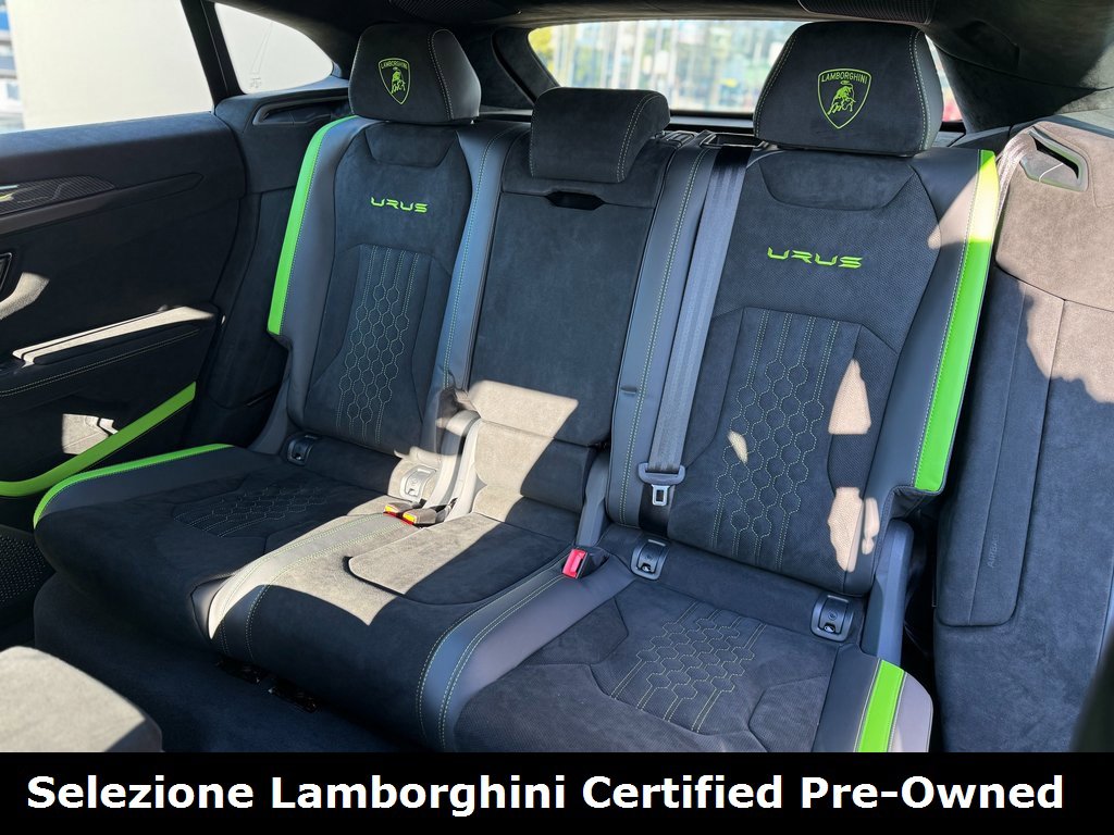 Used 2024 Lamborghini Urus Performante image 13