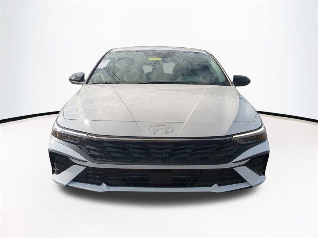 New 2026 Hyundai Elantra SEL Sport image 3