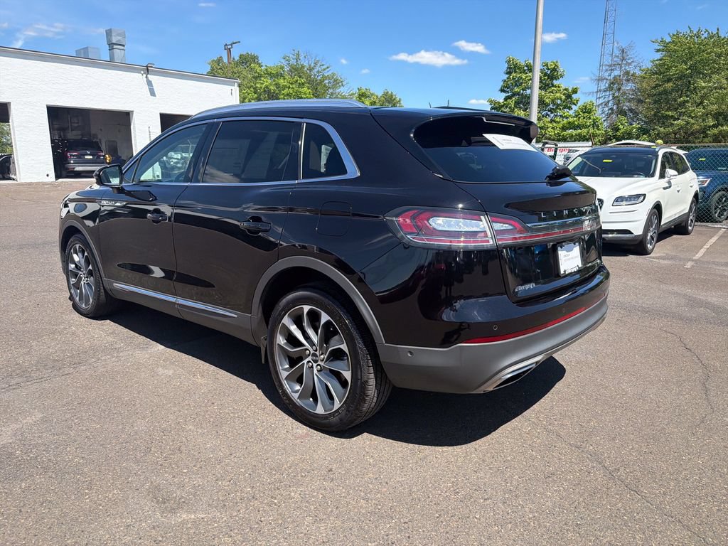 Certified 2022 Lincoln Nautilus Reserve AWD/4WD image 3