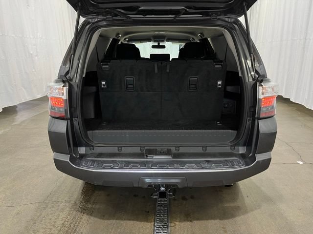 Certified 2019 Toyota 4Runner SR5 AWD/4WD image 13
