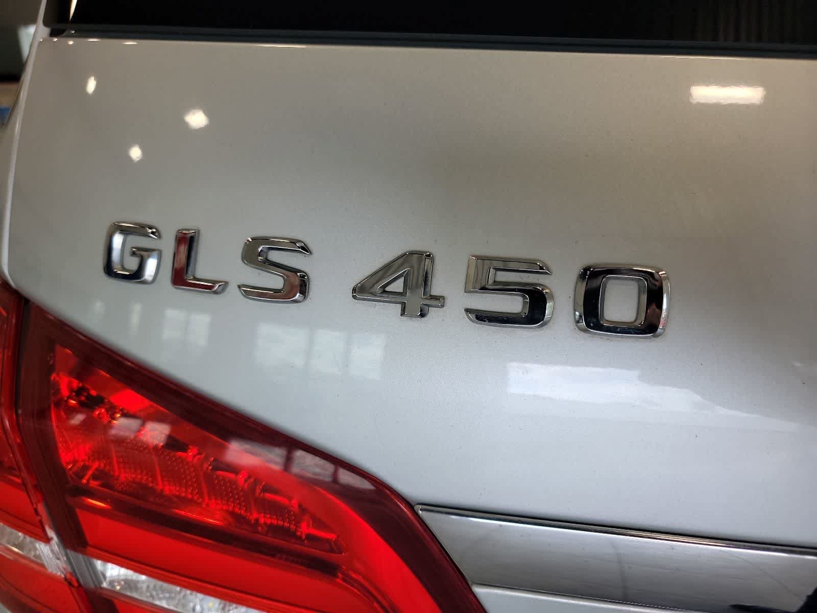 Used 2017 Mercedes-Benz GLS 450 4MATIC image 10
