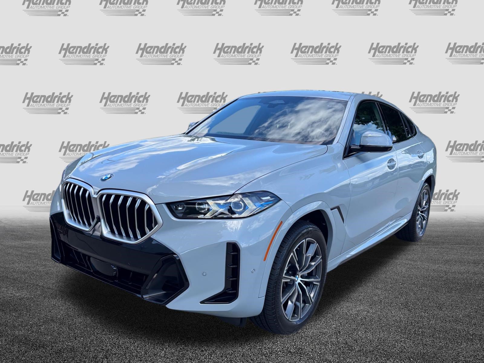Certified 2026 BMW X6 xDrive40i AWD/4WD image 5