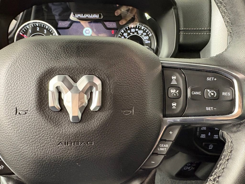 Used 2025 RAM 1500 Laramie image 23