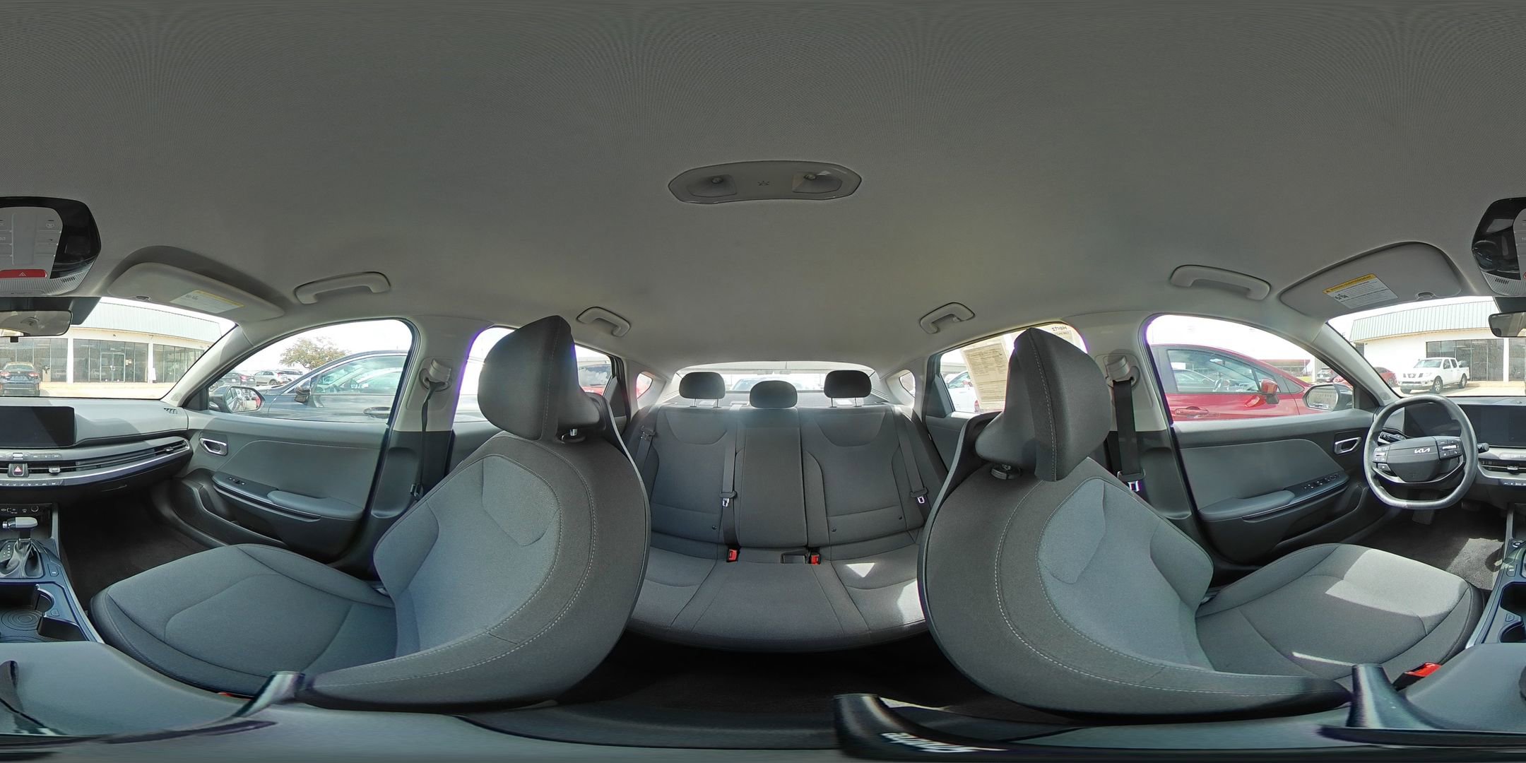 Used 2025 Kia K4 LXS image 35