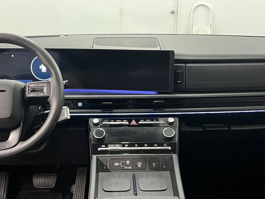 Used 2024 Hyundai Santa Fe Calligraphy image 23