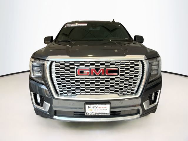Used 2021 GMC Yukon XL Denali image 2