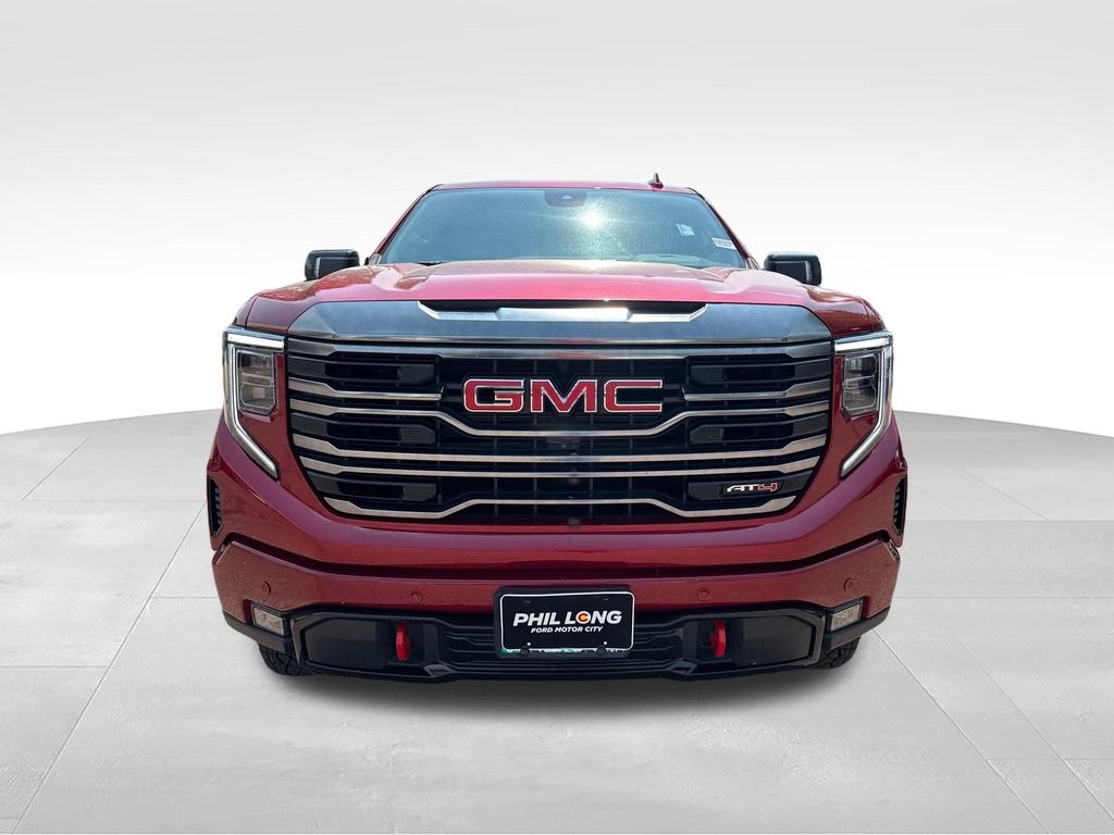 Used 2024 GMC Sierra 1500 AT4 w/ AT4 Premium Package AWD/4WD image 2